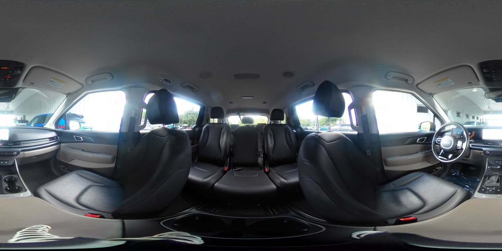 Used 2026 Kia Carnival FWD image 44