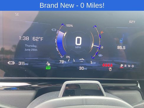 Used 2025 Chevrolet Silverado EV RST AWD/4WD image 86