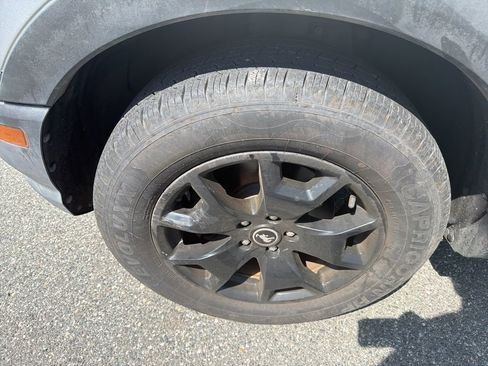 Used 2021 Ford Bronco Sport image 11