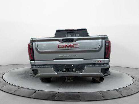 Used 2024 GMC Sierra 2500 AT4 w/ AT4 Premium Plus Package AWD/4WD image 6