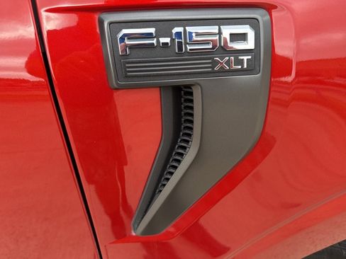 Used 2023 Ford F150 XLT w/ Equipment Group 302A High image 17