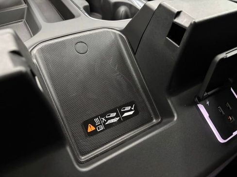 New 2026 GMC Sierra 1500 Elevation image 29