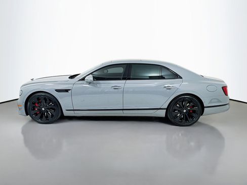 Used 2026 Bentley Flying Spur V8 image 5