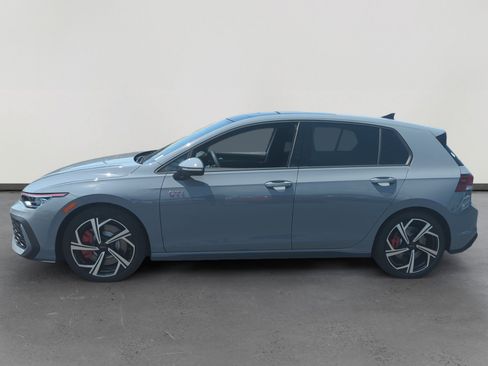 New 2025 Volkswagen Golf SE image 2