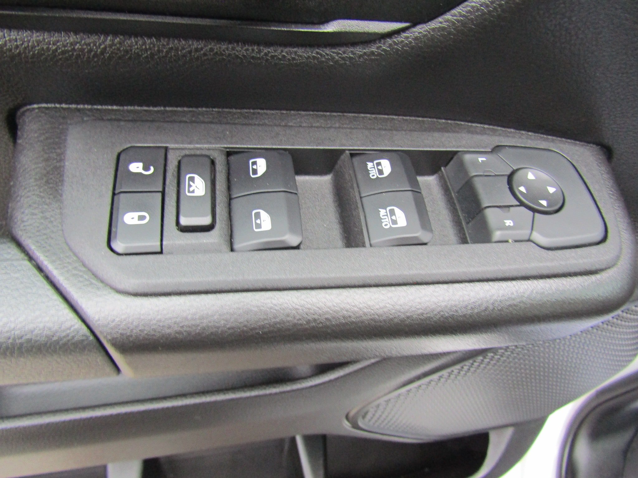 Used 2025 RAM 1500 Tradesman w/ Night Edition AWD/4WD image 26