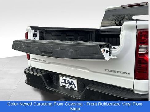 Used 2025 Chevrolet Silverado 2500 Custom w/ Custom Value Package image 26