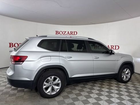 Used 2019 Volkswagen Atlas SE w/ Towing Package image 9