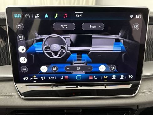 Certified 2025 Volkswagen Tiguan SE AWD/4WD image 18