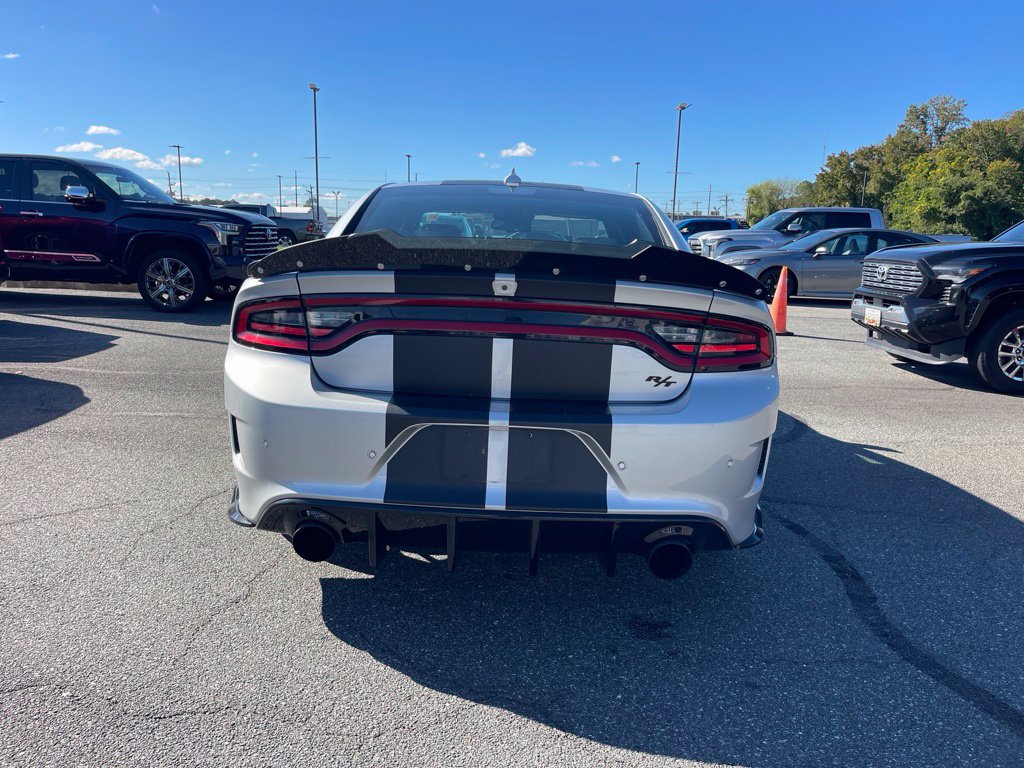 Used 2020 Dodge Charger R/T w/ Plus Group RWD image 4