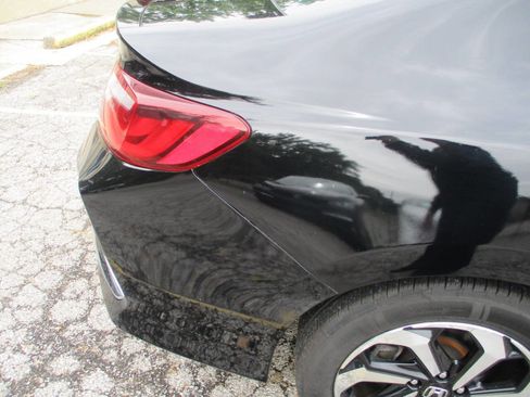 Used 2016 Honda Accord LX-S image 18