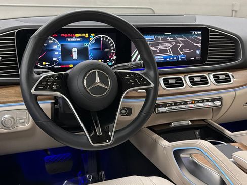 Certified 2025 Mercedes-Benz GLE 450e 4MATIC image 36