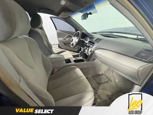 Used 2008 Toyota Camry LE FWD image 8