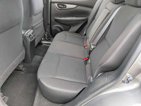 Used 2019 Nissan Rogue Sport S AWD/4WD image 17