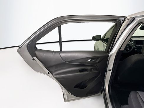 Used 2022 Chevrolet Equinox LT w/ LPO, Floor Liner Package FWD image 26