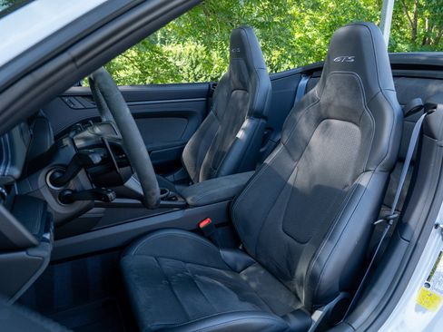 Certified 2025 Porsche 911 Carrera 4 GTS AWD/4WD image 5
