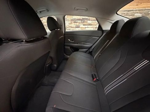Used 2023 Hyundai Elantra SEL w/ Convenience Package FWD image 30