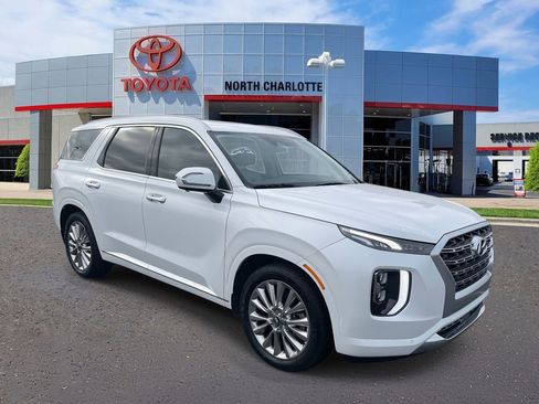 Used 2020 Hyundai Palisade Limited image 2