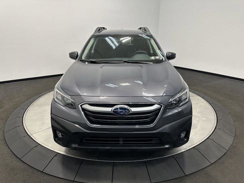 Used 2022 Subaru Outback Premium AWD/4WD image 3