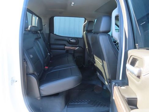 Used 2020 Chevrolet Silverado 1500 LT Trail Boss AWD/4WD image 28