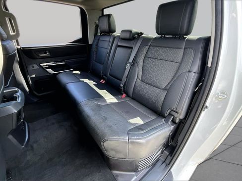 Used 2023 Toyota Tundra Limited w/ Power Package AWD/4WD image 13