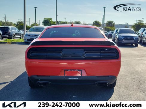 Used 2019 Dodge Challenger R/T Scat Pack w/ Driver Convenience Group RWD image 5