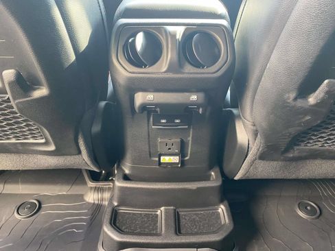 Used 2023 Jeep Wrangler Unlimited Rubicon 392 AWD/4WD image 14