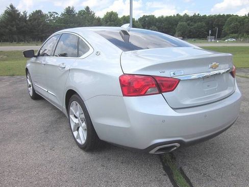 Used 2019 Chevrolet Impala Premier FWD image 3