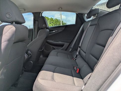Used 2024 Chevrolet Malibu LT FWD image 14