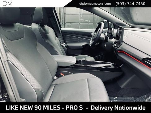 Used 2024 Volkswagen ID.4 Pro S AWD/4WD image 19