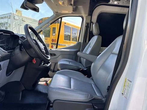 Used 2018 Ford Transit 250 148 Medium Roof RWD image 9