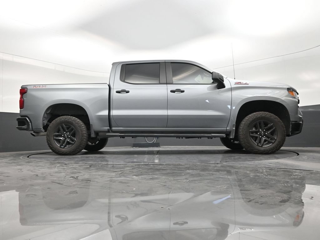 Used 2025 Chevrolet Silverado 1500 Custom Trail Boss AWD/4WD image 25
