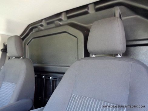 Used 2019 Ford Transit 250 130 Low Roof RWD image 19