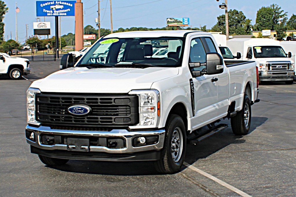 Used 2024 Ford F250 XL w/ XL Chrome Package RWD image 2
