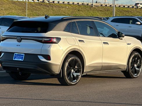 New 2026 Volkswagen ID.4 Pro S Plus image 3