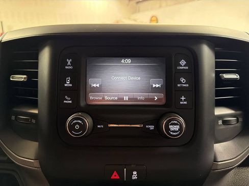 Used 2024 RAM 3500 Tradesman AWD/4WD image 23