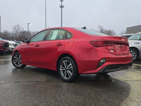 Used 2024 Kia Forte LXS image 4