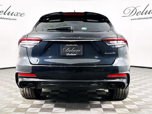 Used 2023 Maserati Levante Modena image 5