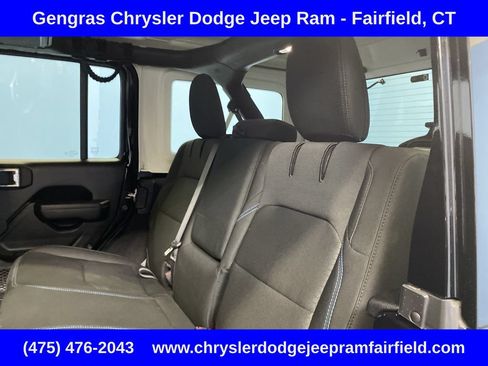 Certified 2022 Jeep Wrangler Unlimited Rubicon 4xe w/ Cold Weather Group AWD/4WD image 25