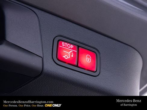 New 2026 Mercedes-Benz GLB 250 4MATIC image 35