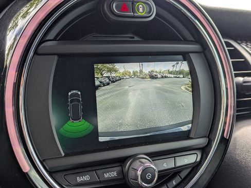 Used 2019 MINI Cooper S w/ Signature Upholstery Package image 22