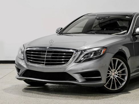 Used 2015 Mercedes-Benz S 550 Sedan w/ Sport Package w/ Sport Package image 10