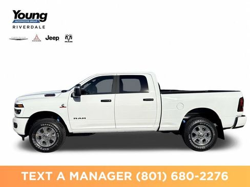 New 2026 RAM 2500 Big Horn AWD/4WD image 9