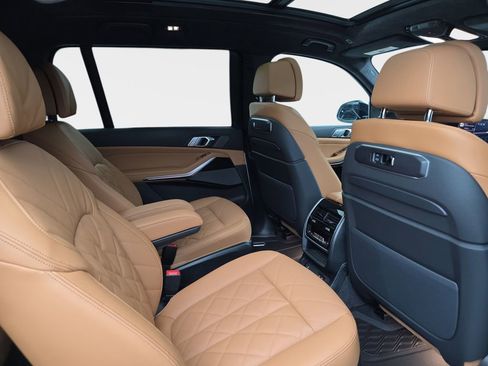 New 2026 BMW X7 xDrive40i w/ M Sport Package image 11