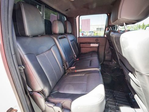 Used 2015 Ford F250 Lariat w/ Lariat Interior Package AWD/4WD image 27