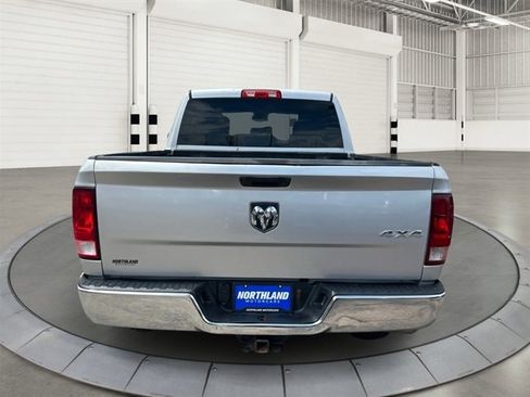 Used 2017 RAM 1500 ST w/ SXT Appearance Group AWD/4WD image 3