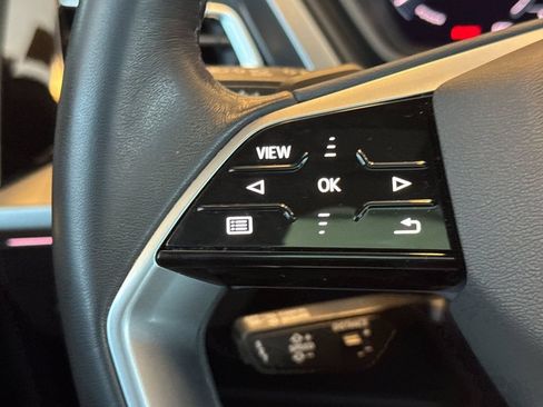 Used 2023 Audi Q4 e-tron Premium Plus w/ Premium Plus RWD image 30