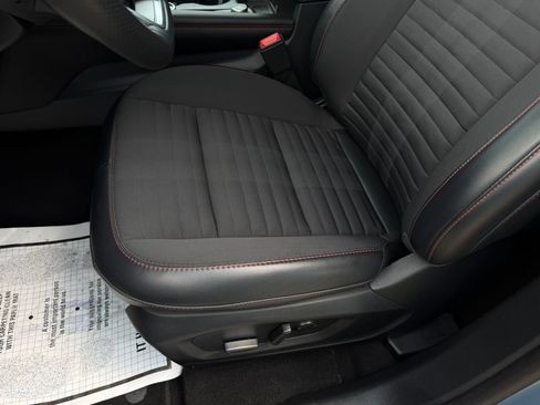 Used 2025 Ford Explorer ST-Line AWD/4WD image 11