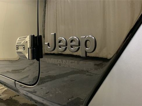 Used 2022 Jeep Wrangler Unlimited Sport image 10