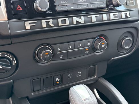 Used 2026 Nissan Frontier SV AWD/4WD image 33