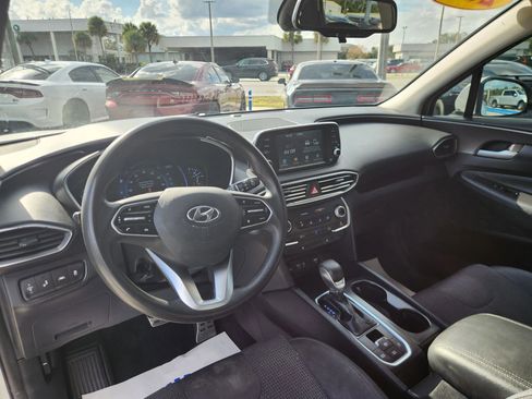 Used 2019 Hyundai Santa Fe SEL image 18